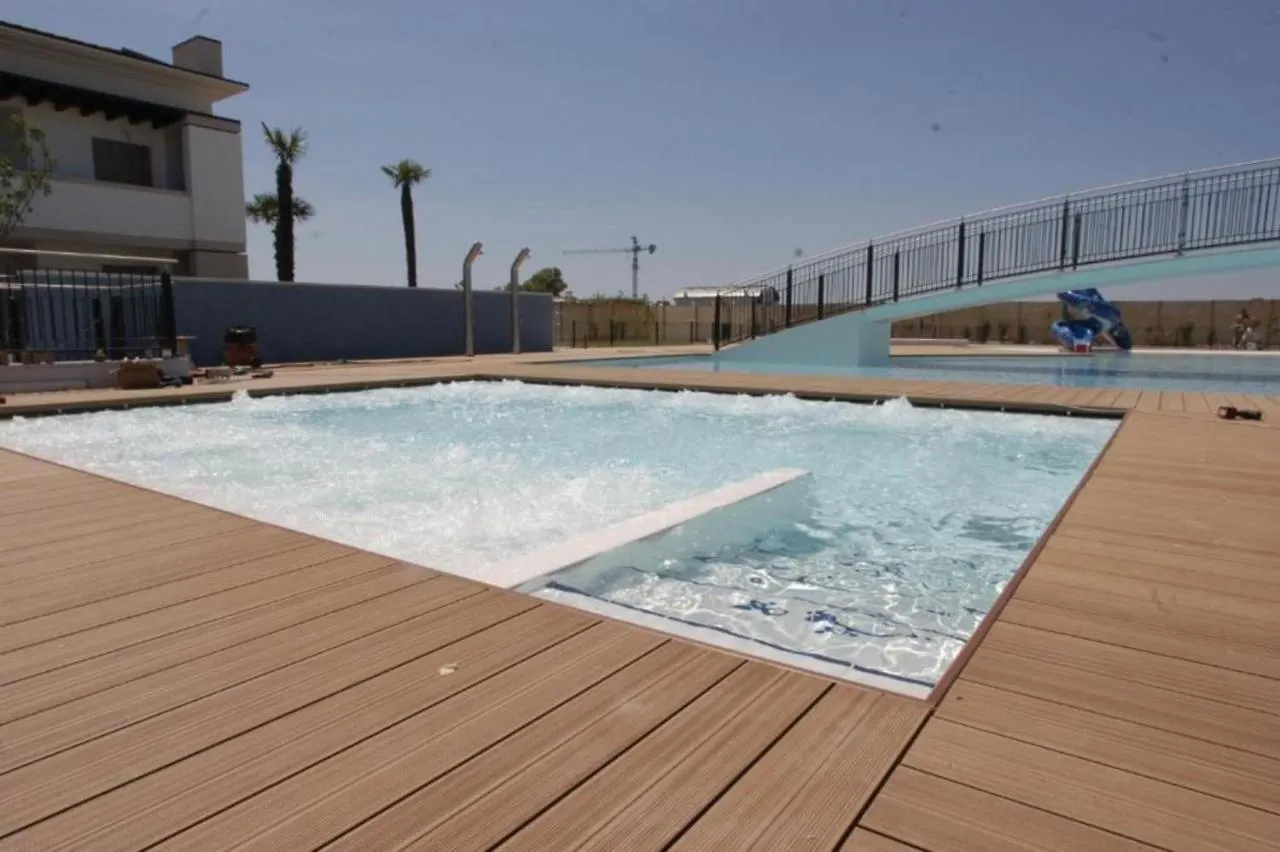 Lovely Modern Apartment In Bibione - Beahost